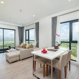 Hotel Carinae, Da Nang