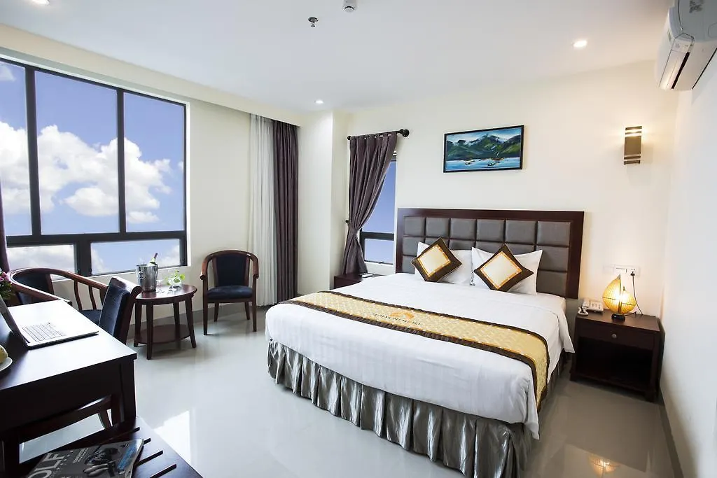 Sea Front Hotel Da Nang