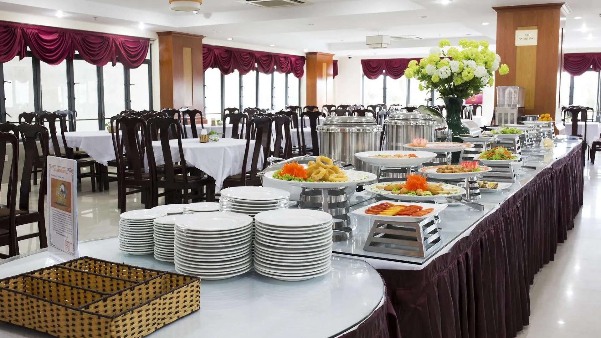 Sea Front Hotel Da Nang